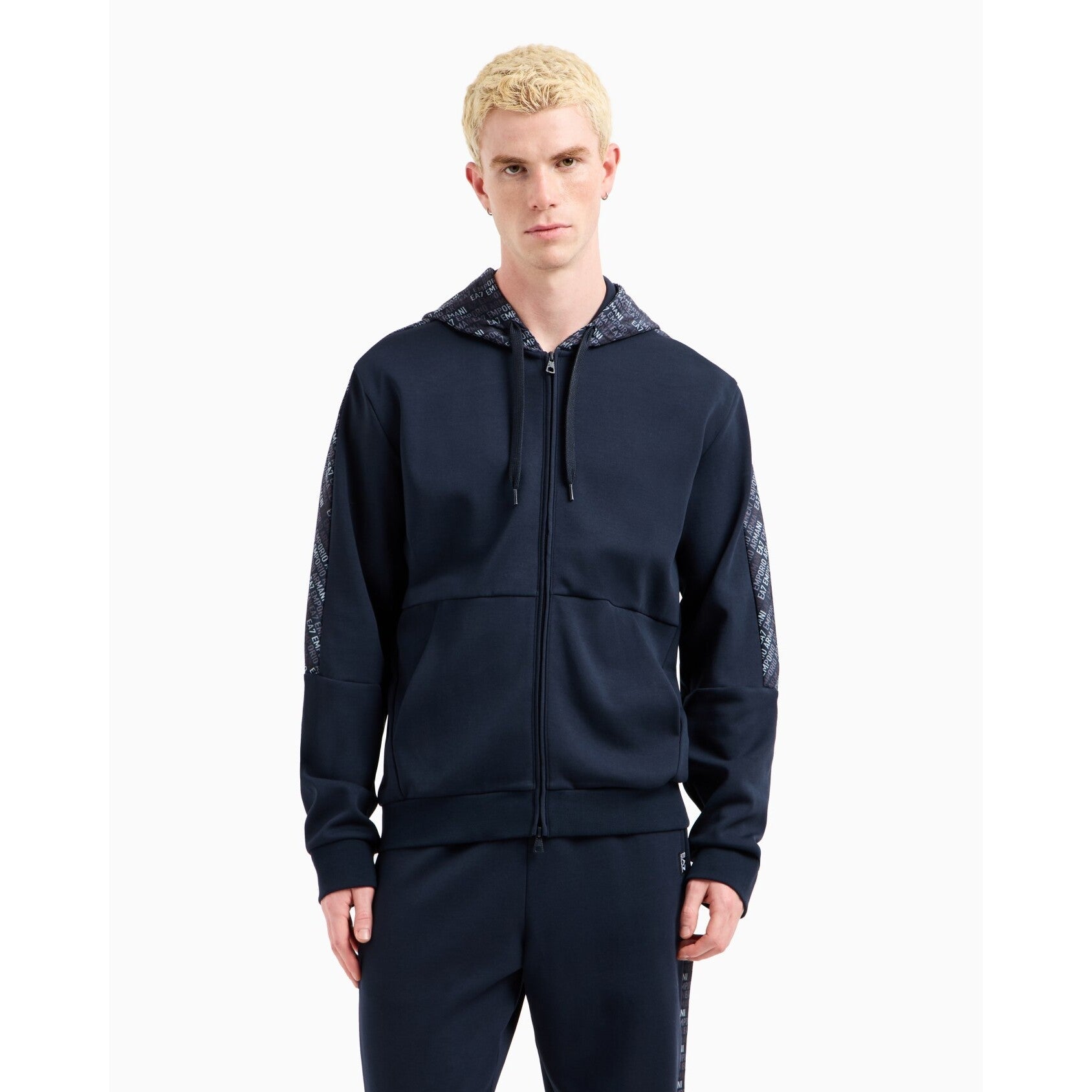 Train Graphic Series M Hoodie